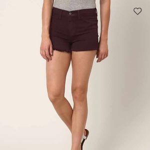 kan can stretch burgundy shorts